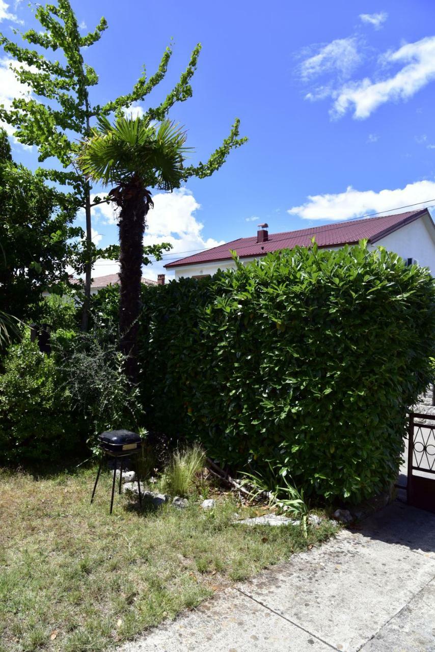 Apartment Palm Tree Malinska Luaran gambar